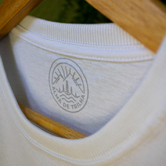 Camiseta Coisas de Trilha - comprar online