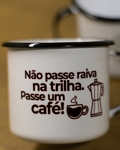 Caneca Passe um Café