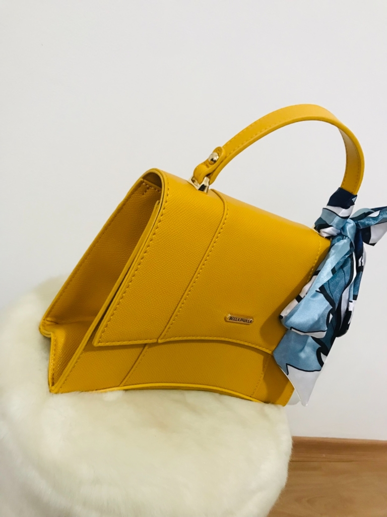 charles and keith yellow bolsa