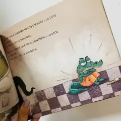 Imagen de Coco se cepilla los dientes