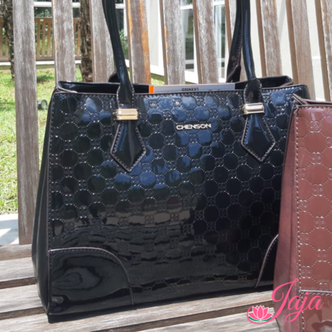lisa ava bolsa