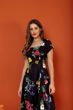 Vestido Midi Recortes Floral - comprar online