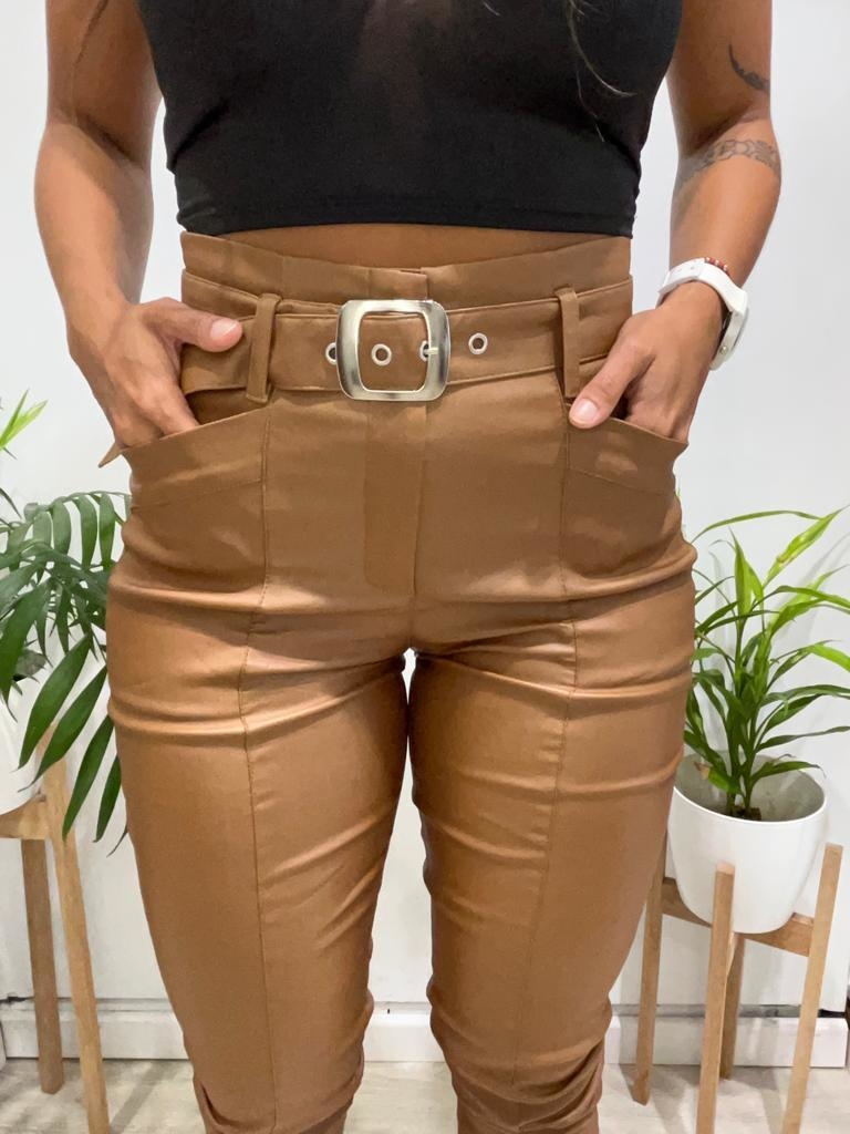 Pantalon engomado con cinto - tienda pandhora