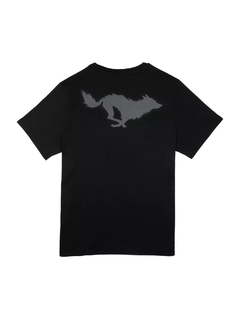 Remera El Solitario Lobo - Negro y Gris
