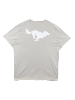 Remera El Solitario Lobo - Gris y Blanco
