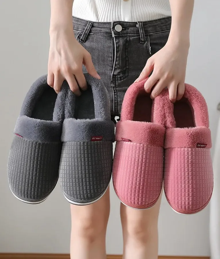 Pantufa Feminina Anatômica Fechada E Forrada