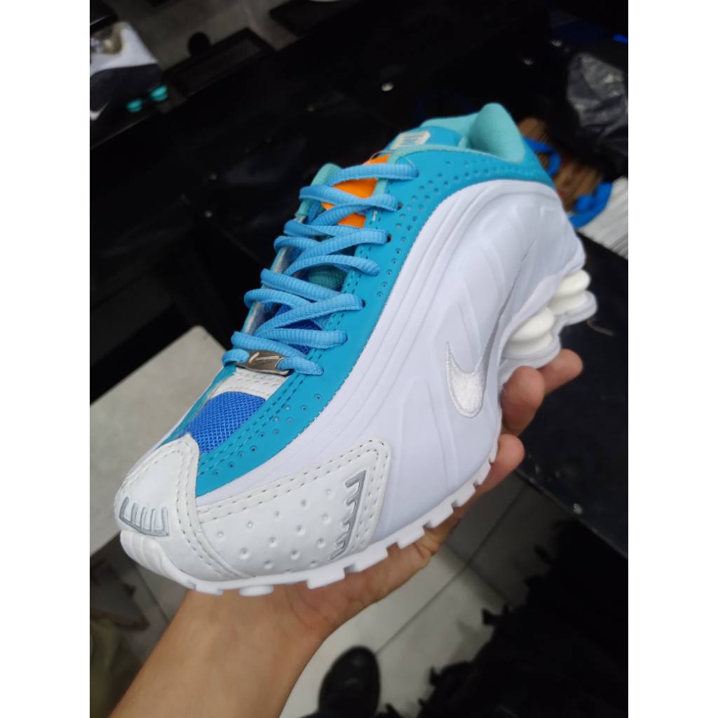 nike shox r4 azul
