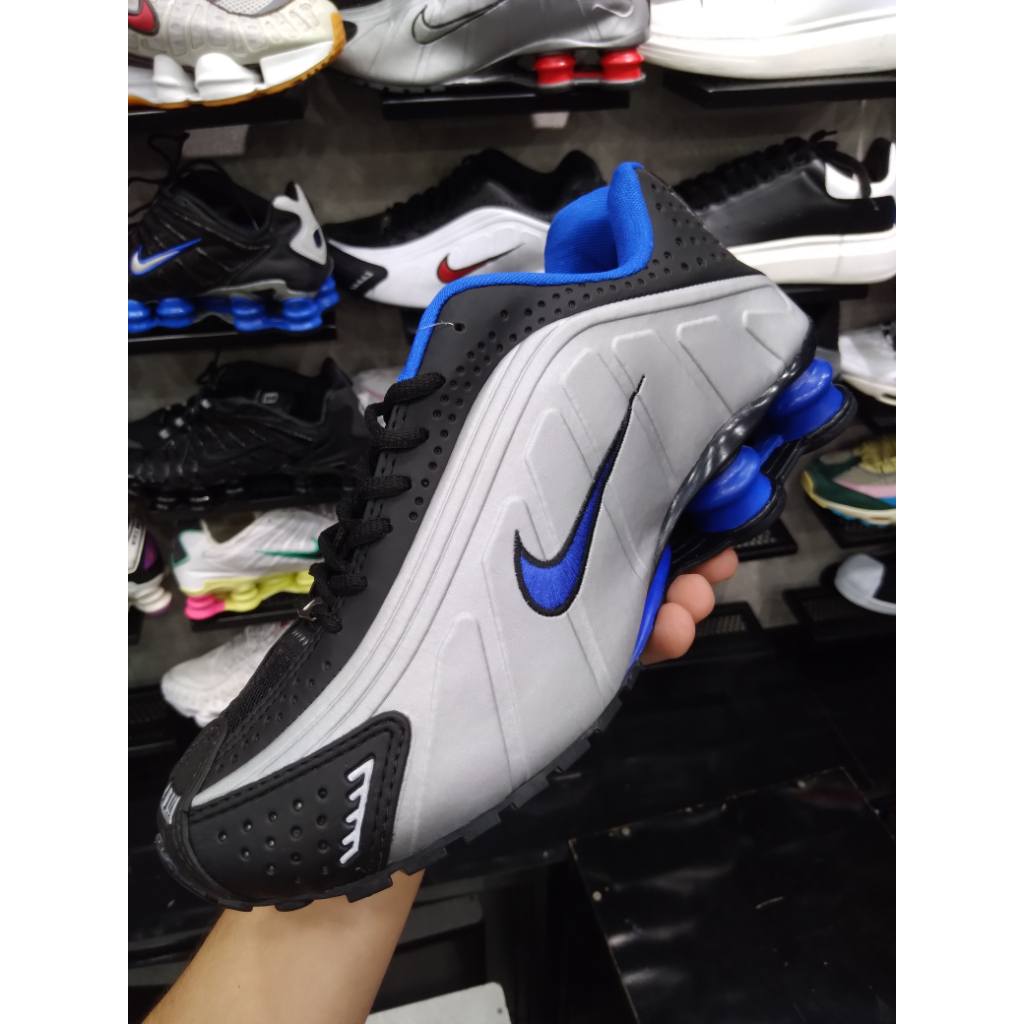 nike shox azul com prata