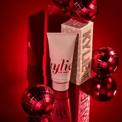 *PRE-ORDEN* KYLIE HOLIDAY COLLECTION HOLIDAY FACE & BODY LIQUID HIGHLIGHTER