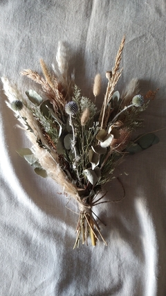 Combo Irisado ( Ramo estación Azul + florero) en internet