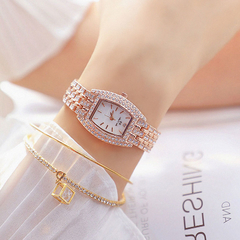 Relógio feminino de ouro e prata para mulheres famosas de marcas de luxo. Relógio de cristal de diamante da moda feminina. Relógio de pulso de quartzo feminino.