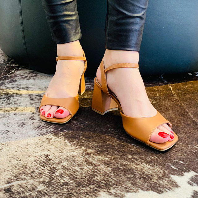 Sandália Luiza Barcelos Salto Quadrado Metal Leather - Geovana Caroline
