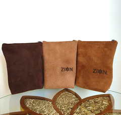Yerbera de Cuero Zion