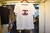 REMERA CHANEL MANGAS CORTAS LETRA ROJO BRILLOSA - comprar online