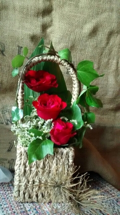 Canasta de Rosas Rojas - comprar online