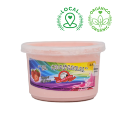 YOGURT ORGÁNICO CON FRESAS