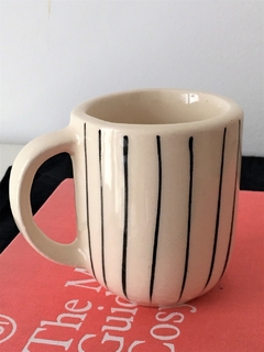 Taza Líneas