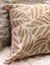 Almohadon Hoja Abstracta (Beige) - comprar online