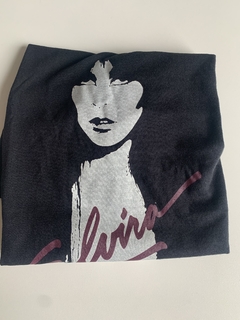 T-shirt Elvira na internet