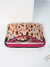Sobre Porta Notebook Animal Beige en internet