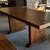 Mesa Wishbone Acacia 2.20m pie central - comprar online