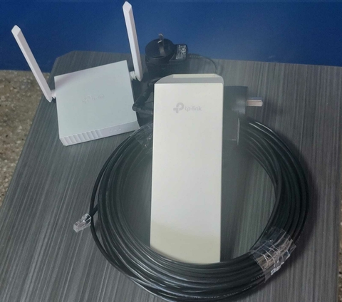 KIT WiFi 3.0/4.0 Antena TP-Link CPE510 + Router TP-Link 820n + 20Mts Cable Red