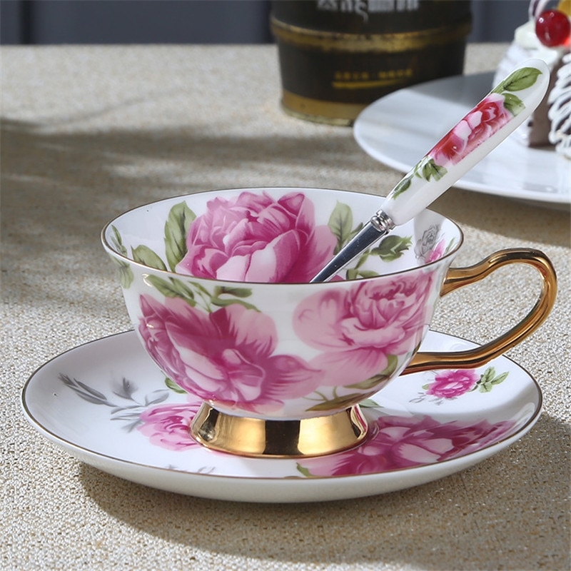 Jogo de Chá e Café em Porcelana Azul Floral, Compre Online