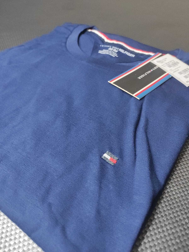 camisa basica da tommy