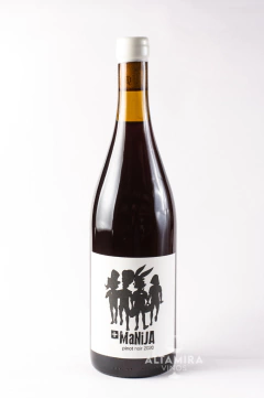 +Manija Pinot Noir 2022