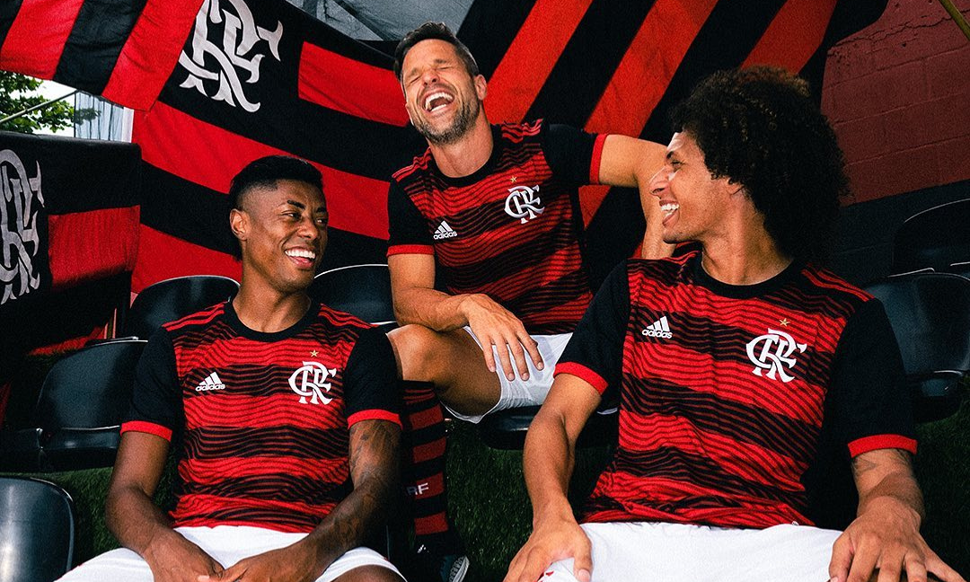 Camisa Oficial Adidas CR Flamengo I 22/23 Masculina Vermelha e Preta -  Lumman