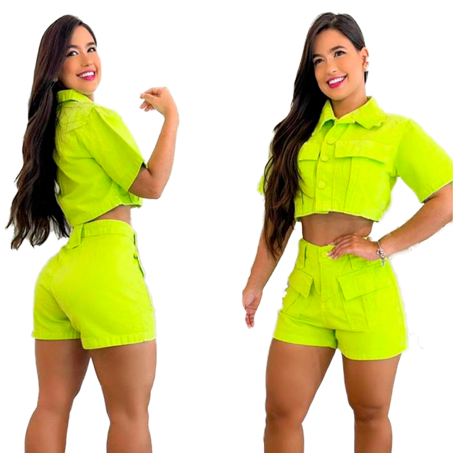 conjunto feminino short e blusa jeans