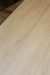 Piso Vinílico SPC Sistema Click - UMBER 22,8X152 - Porcelanatos HD - Grupo AP