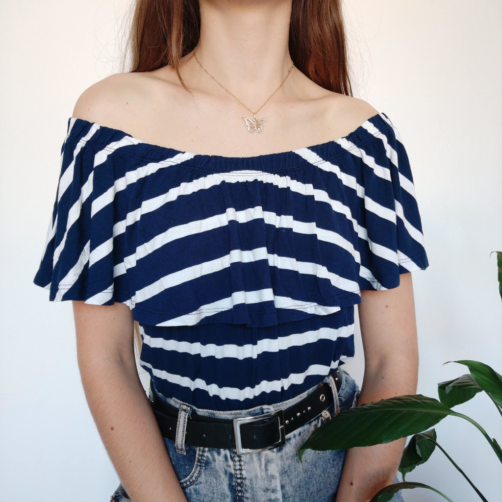 blusa ombro a ombro listrada azul