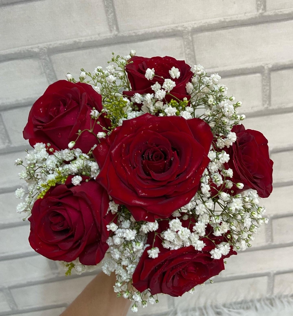 Buquê de Noiva 6 Rosas Vermelhas