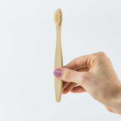 Escova dental de bambu biodegradável infantil