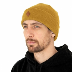 GORRO MOSTAZA