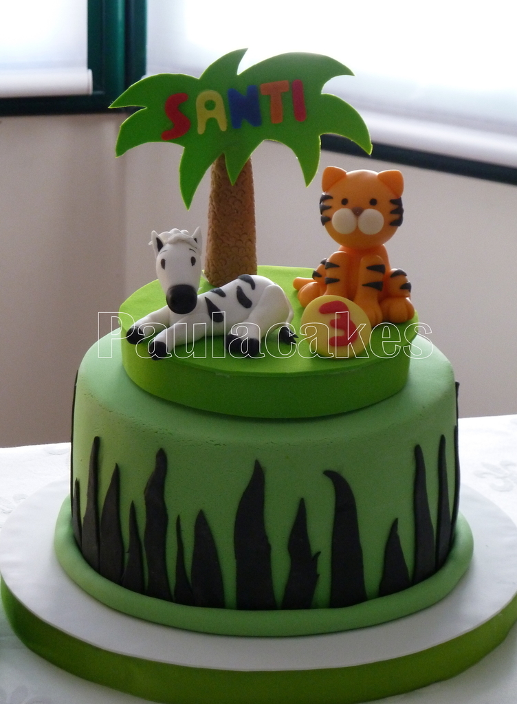 TORTA ANIMALES SELVA - Comprar en Paulacakes