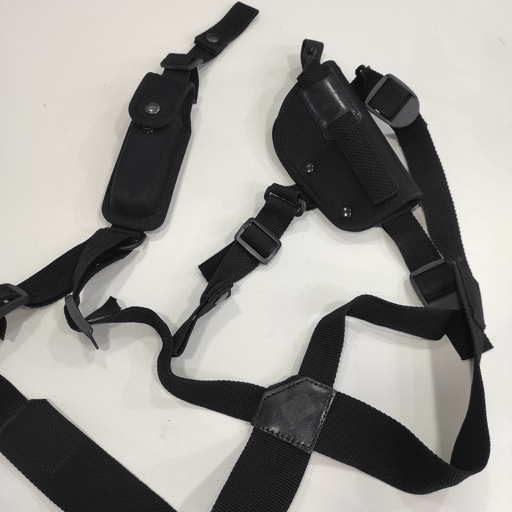Sobaquera táctica , pistolera + portacargador detalles en cuero