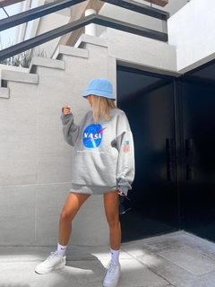 BUZO OVERSIZE NASA en internet