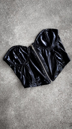 STRAPLESS CIERRE ENGOMADO - comprar online
