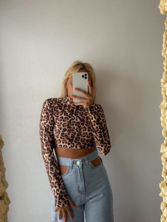 TOP POLERA GUANTE ANIMAL PRINT - Flor Gagliani Mayorista
