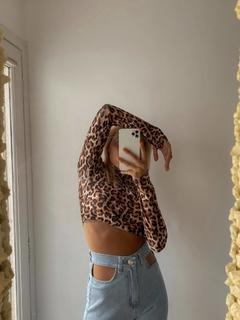 Imagen de TOP POLERA GUANTE ANIMAL PRINT