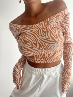 TOP CRUZ ARANDELA M/L SEDA FRIA AFELPADA CEBRA - tienda online