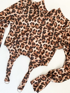 TOP POLERA TIRADORES LYCRA ANIMAL PRINT - tienda online
