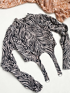 TOP POLERA TIRADORES SEDA FRIA AFELPADA CEBRA - tienda online