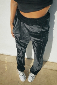 PANTALON COSTURAS VELVET