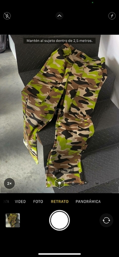 PANTALON STREET CAMUFLADO - Flor Gagliani Mayorista