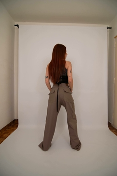 PANTALON STREET GABARDINA METALIZADA