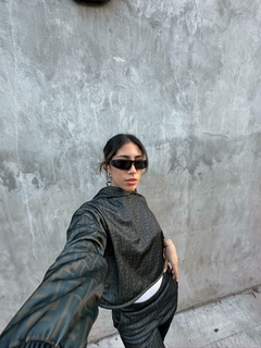 BUZO CORTO C/CAPUCHA FENDI - tienda online