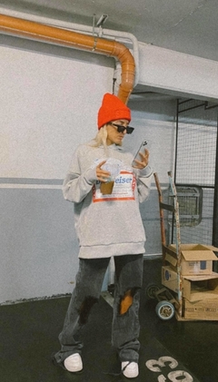 BUZO OVERSIZE BUDWEISER en internet